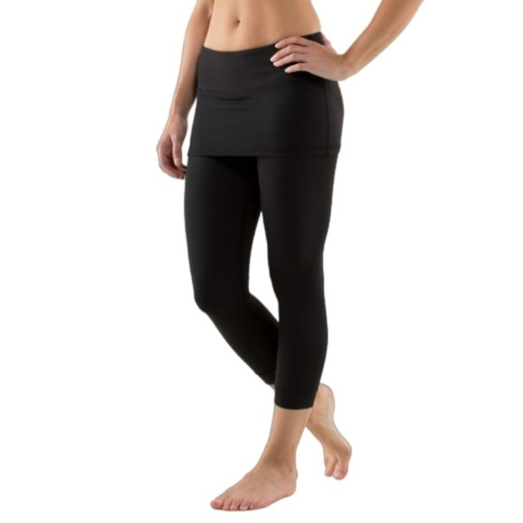 lululemon athletica Pants - LULULEMON | A Go Go Crop Black Skirt Leggings (Size 6)